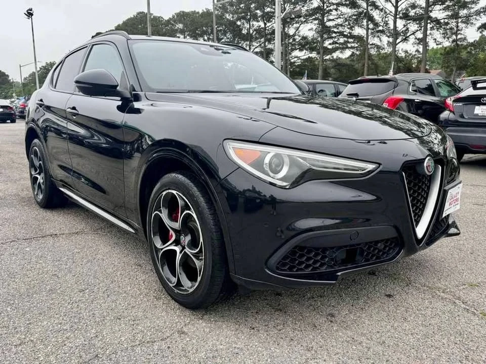 2020 Alfa Romeo Stelvio - Image 2 of 18