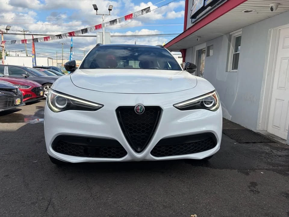 2020 Alfa Romeo Stelvio - Image 2 of 20