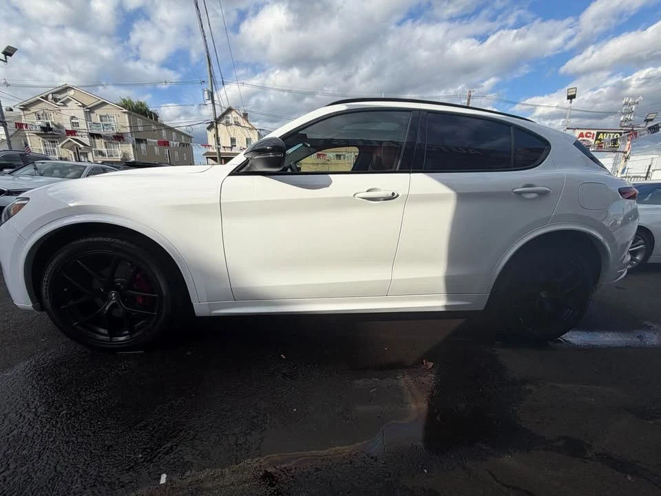 2020 Alfa Romeo Stelvio - Image 4 of 20
