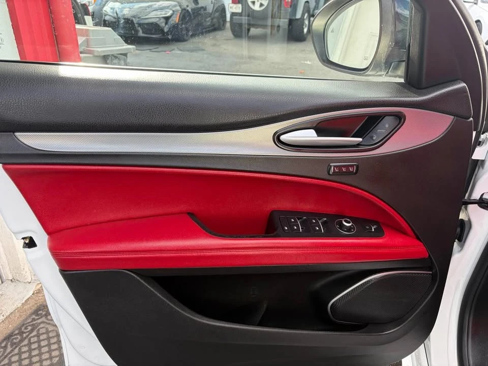 2020 Alfa Romeo Stelvio - Image 13 of 20