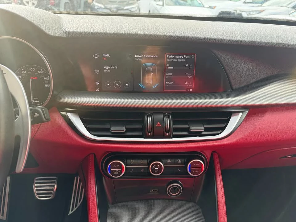 2020 Alfa Romeo Stelvio - Image 19 of 20