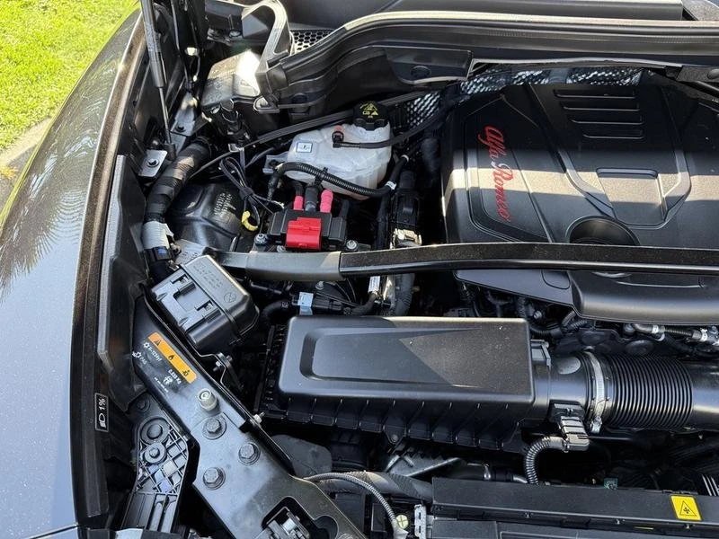 2020 Alfa Romeo Stelvio - Image 18 of 20