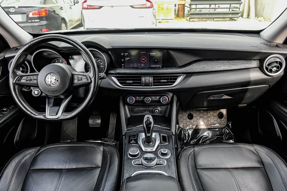 2020 Alfa Romeo Stelvio - Image 8 of 9