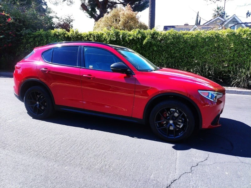 2020 Alfa Romeo Stelvio - Image 25 of 27