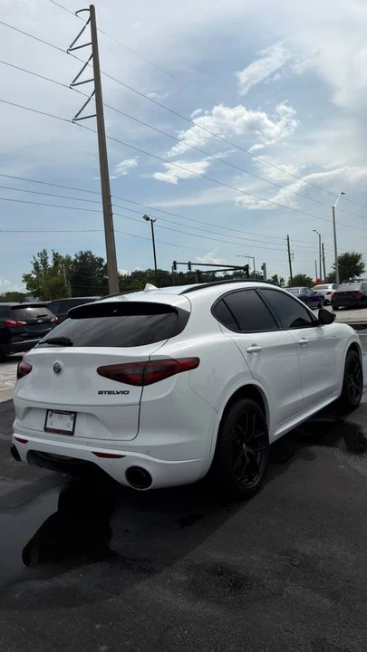 2020 Alfa Romeo Stelvio - Image 4 of 10