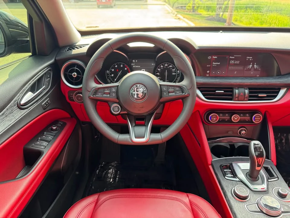 2020 Alfa Romeo Stelvio - Image 8 of 18