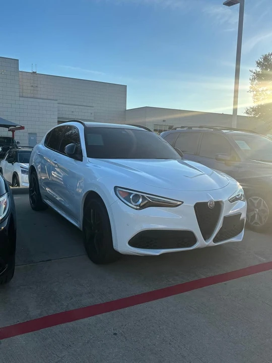 2020 Alfa Romeo Stelvio - Image 2 of 7