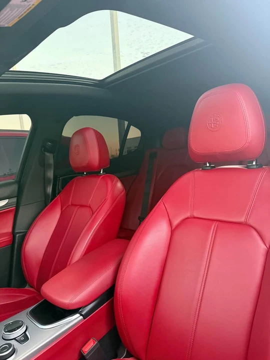 2020 Alfa Romeo Stelvio - Image 7 of 12