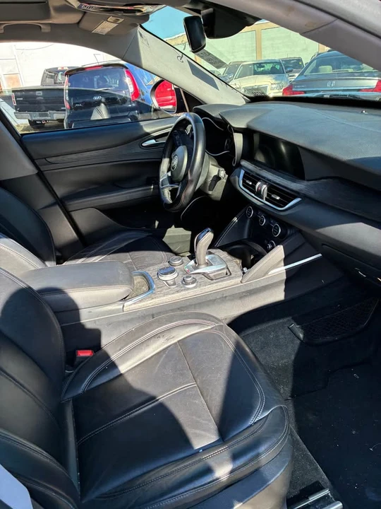 2020 Alfa Romeo Stelvio - Image 3 of 4