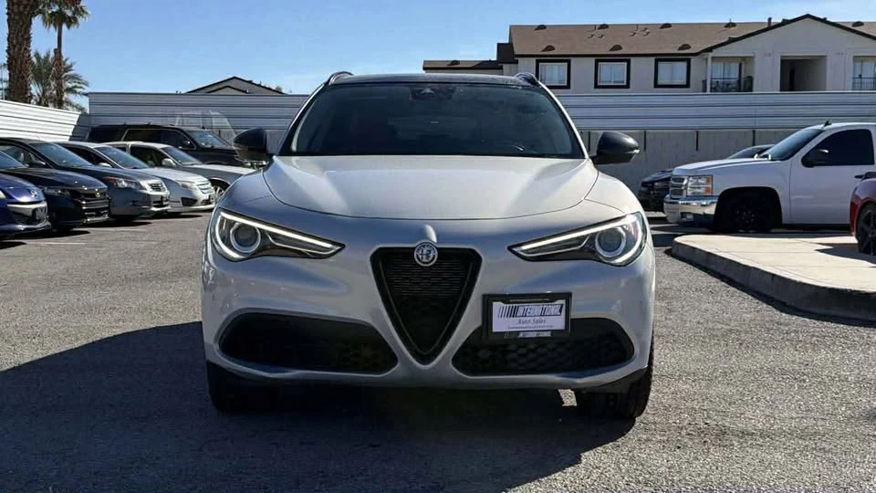 2020 Alfa Romeo Stelvio - Image 2 of 11