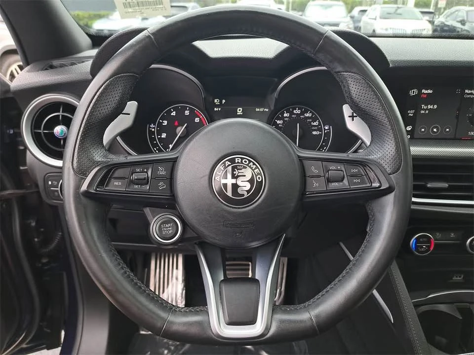 2020 Alfa Romeo Stelvio - Image 13 of 17