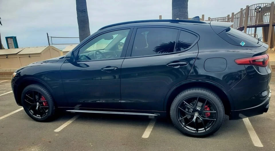 2020 Alfa Romeo Stelvio - Image 2 of 10