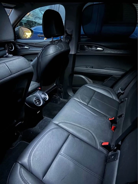 2020 Alfa Romeo Stelvio - Image 8 of 9