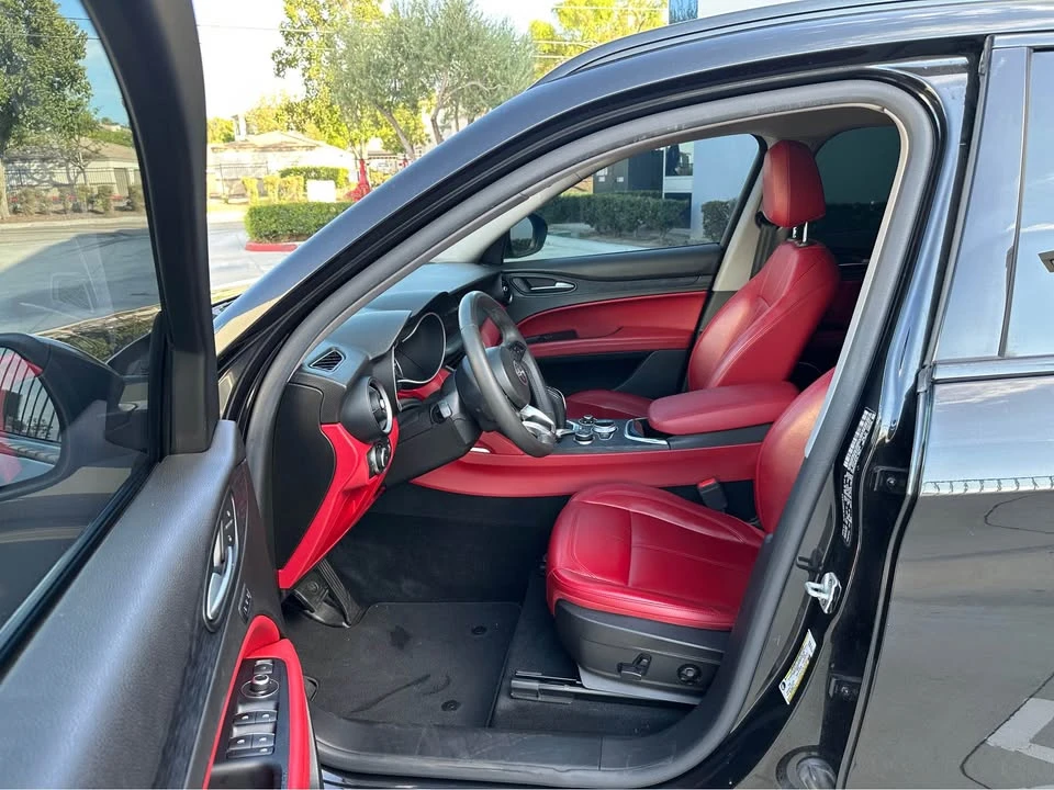 2020 Alfa Romeo Stelvio - Image 8 of 9