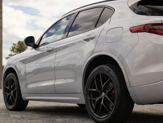 2020 Alfa Romeo Stelvio - Image 8 of 31