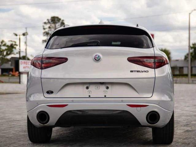 2020 Alfa Romeo Stelvio - Image 11 of 31