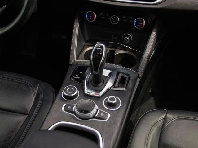 2020 Alfa Romeo Stelvio - Image 30 of 31