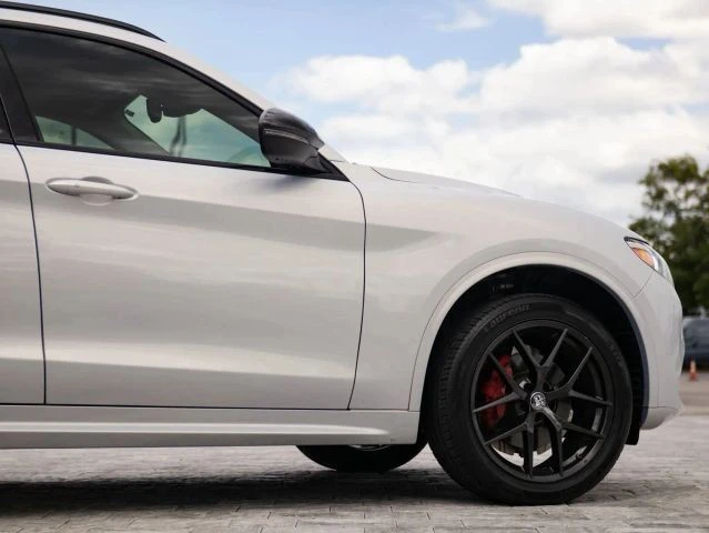 2020 Alfa Romeo Stelvio - Image 16 of 31
