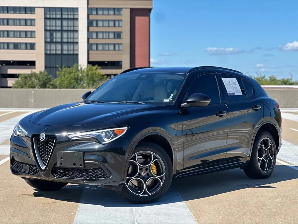 2020 Alfa Romeo Stelvio - Image 2 of 8