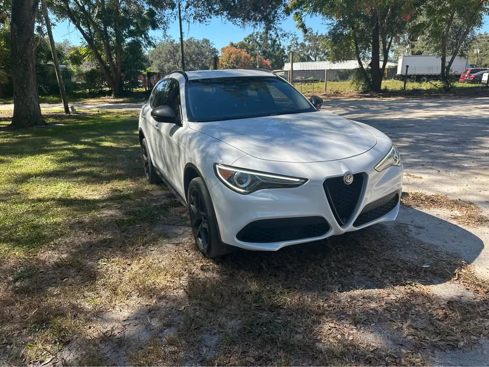 2020 Alfa Romeo Stelvio - Image 2 of 8