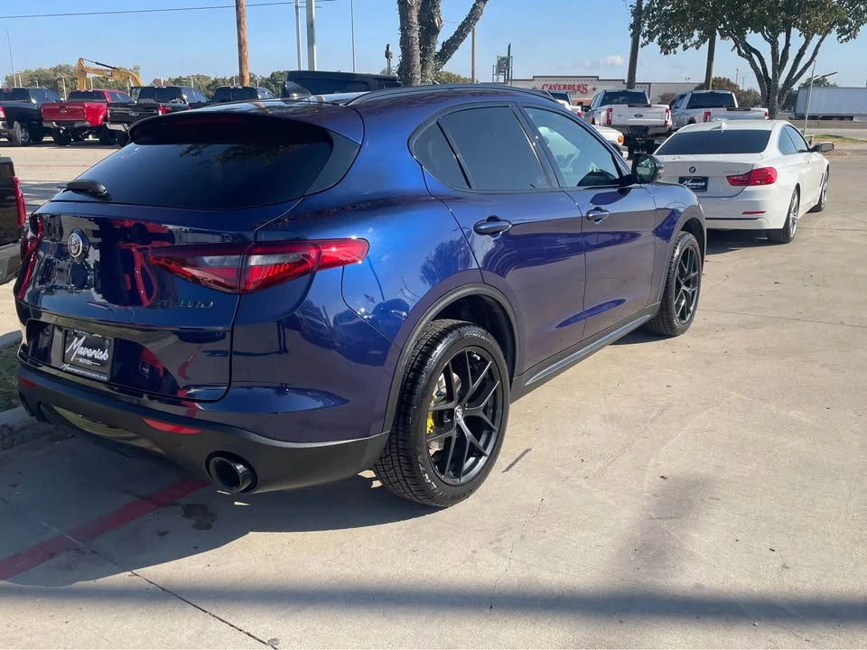 2020 Alfa Romeo Stelvio - Image 2 of 7