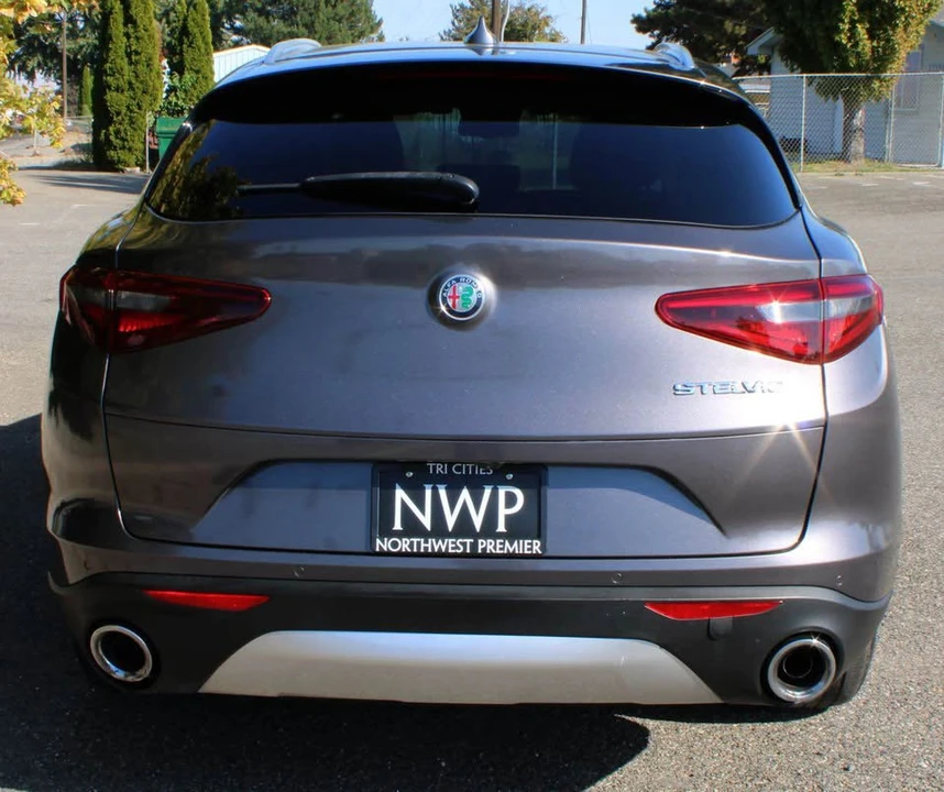 2020 Alfa Romeo Stelvio - Image 15 of 16