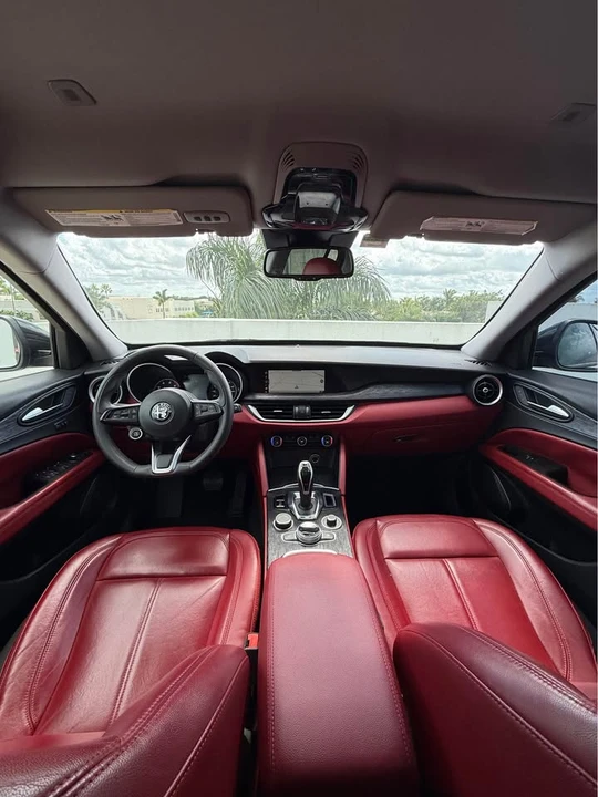 2020 Alfa Romeo Stelvio - Image 9 of 17