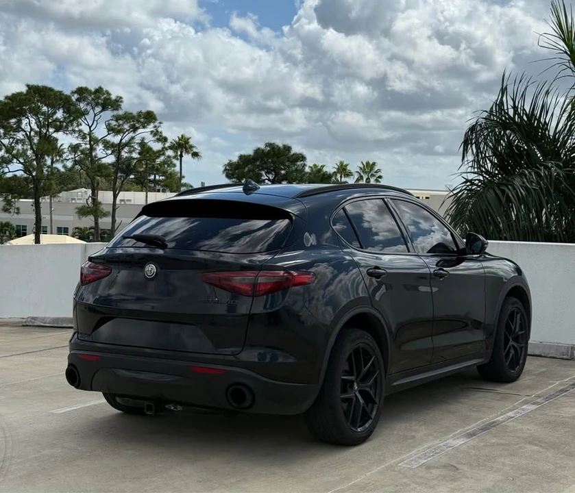 2020 Alfa Romeo Stelvio - Image 2 of 17