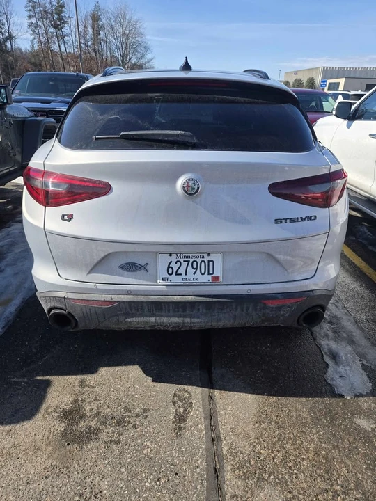 2020 Alfa Romeo Stelvio - Image 2 of 8