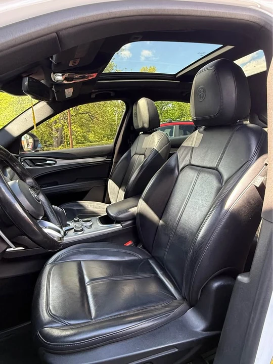 2020 Alfa Romeo Stelvio - Image 10 of 15