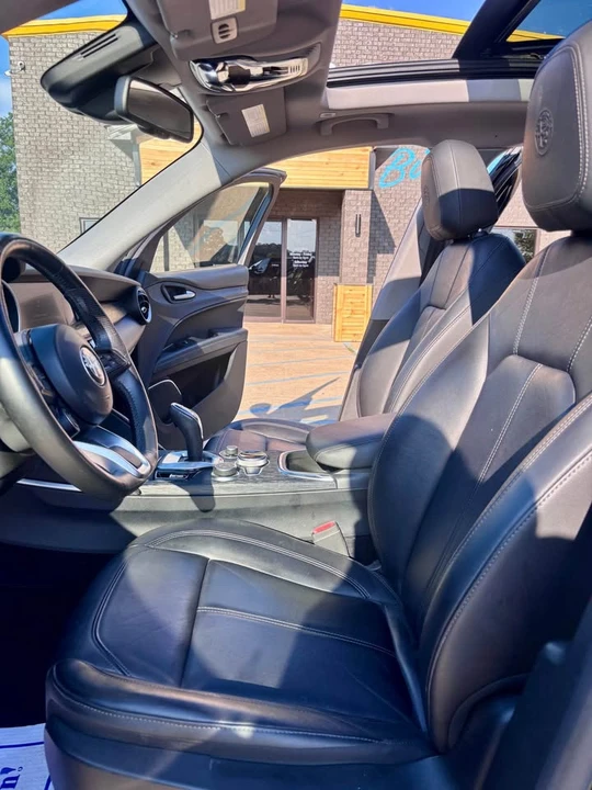 2020 Alfa Romeo Stelvio - Image 11 of 21