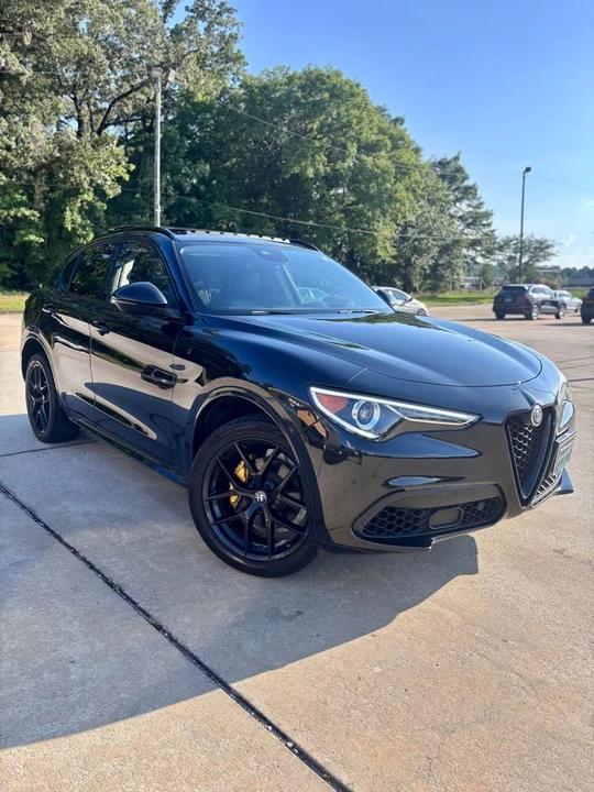 2020 Alfa Romeo Stelvio - Image 2 of 21