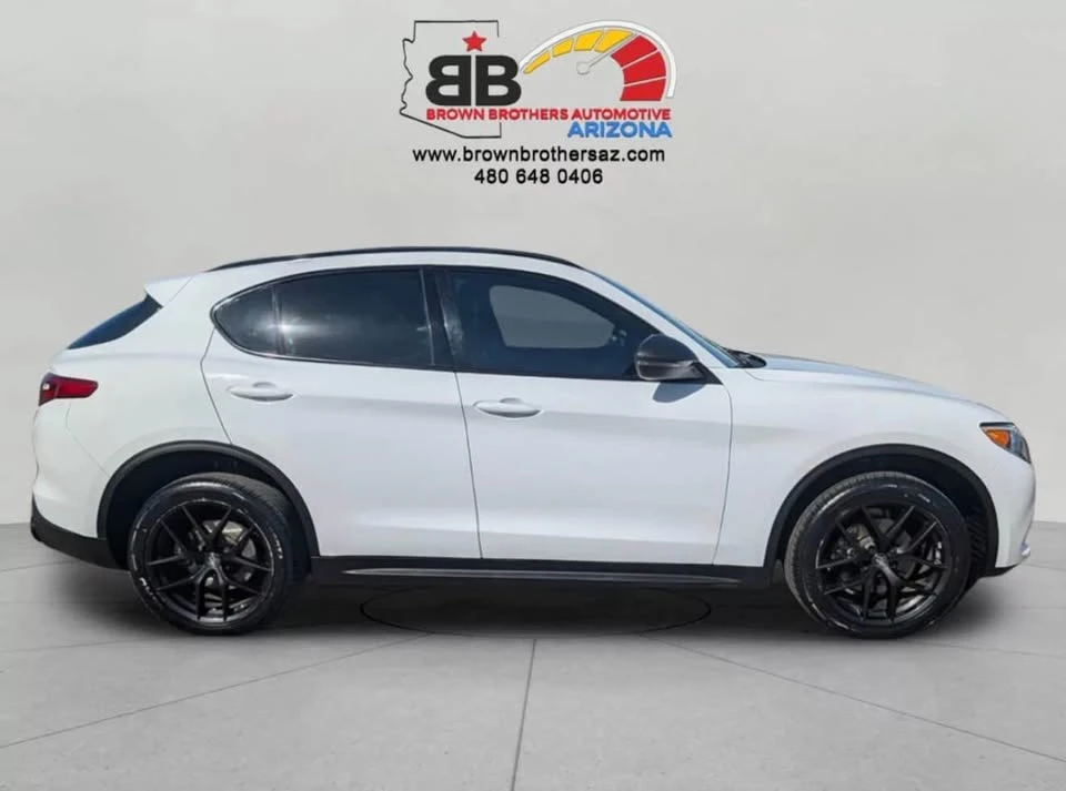 2020 Alfa Romeo Stelvio - Image 8 of 11