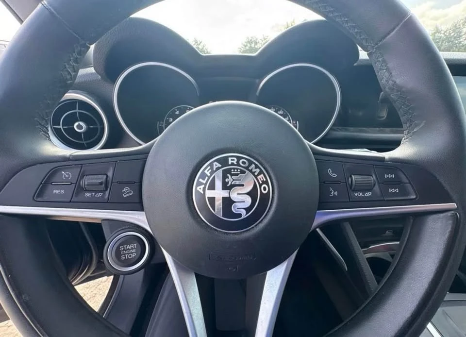2020 Alfa Romeo Stelvio - Image 12 of 16
