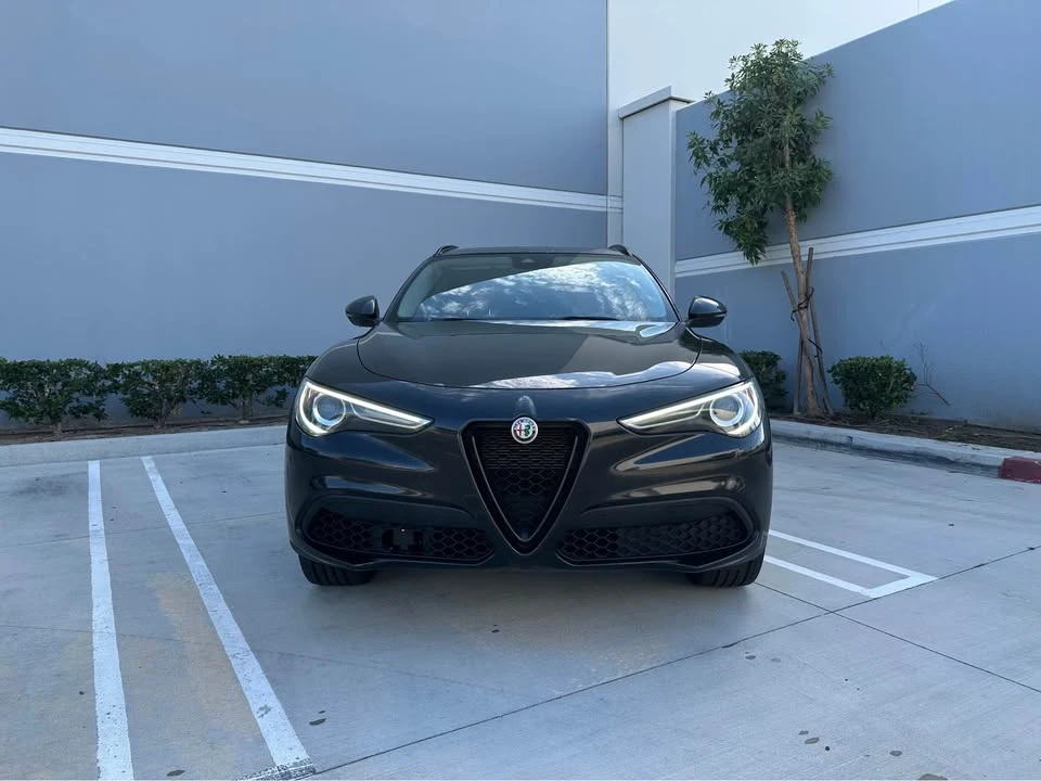 2020 Alfa Romeo Stelvio - Image 5 of 9