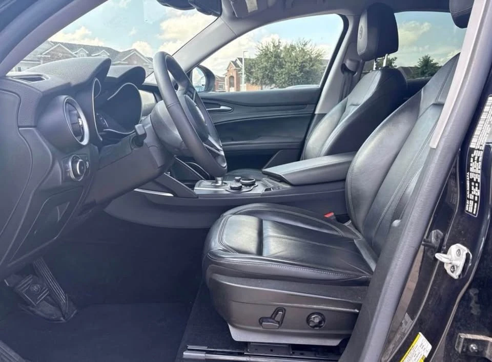 2020 Alfa Romeo Stelvio - Image 10 of 16