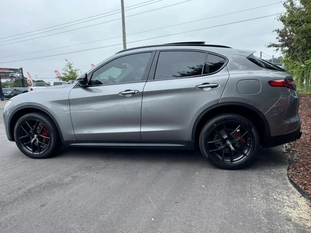 2020 Alfa Romeo Stelvio - Image 7 of 31