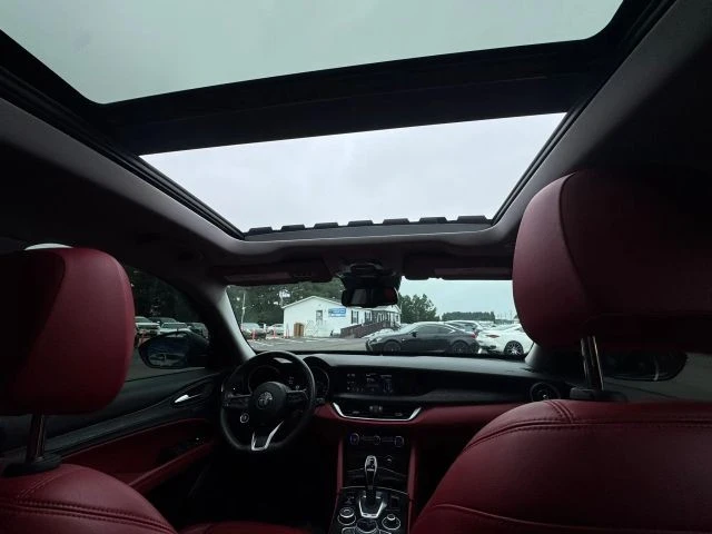 2020 Alfa Romeo Stelvio - Image 30 of 31