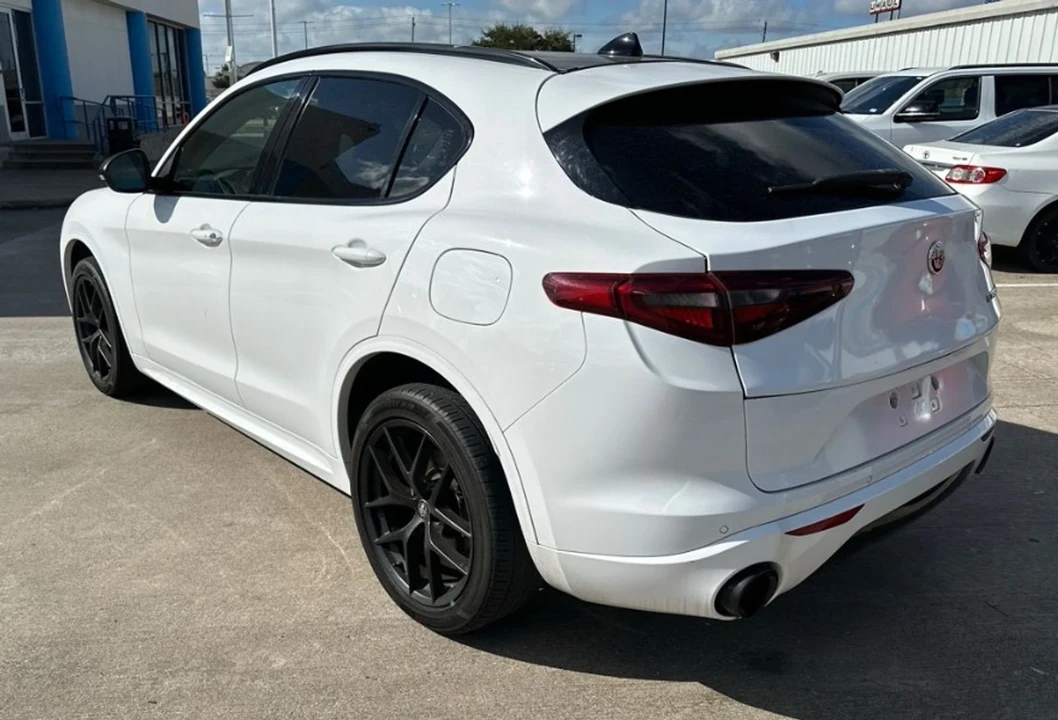 2020 Alfa Romeo Stelvio - Image 4 of 12