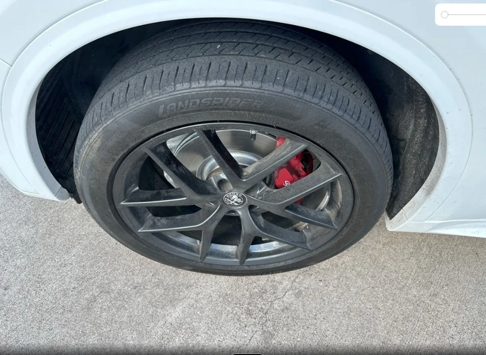 2020 Alfa Romeo Stelvio - Image 9 of 12