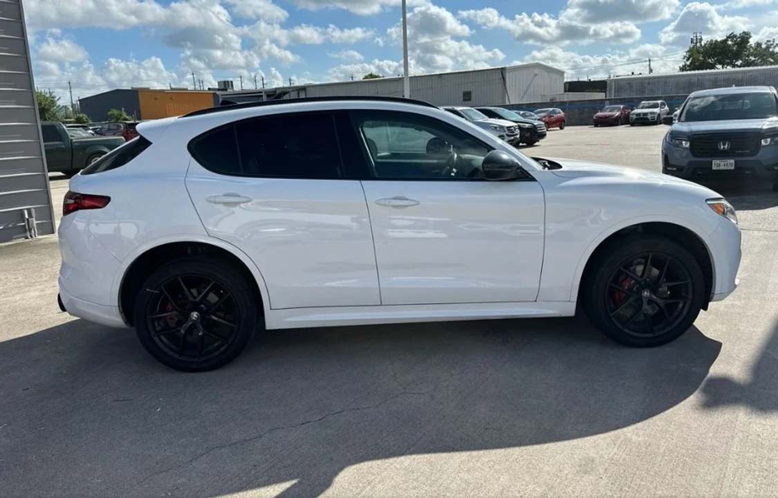 2020 Alfa Romeo Stelvio - Image 6 of 12
