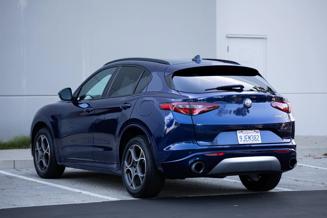 2020 Alfa Romeo Stelvio - Image 11 of 31