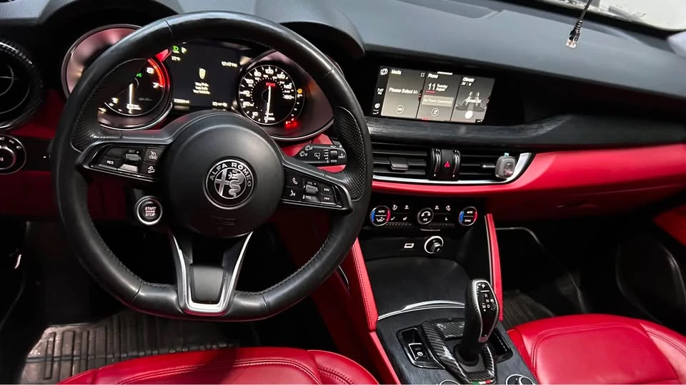 2020 Alfa Romeo Stelvio - Image 14 of 19
