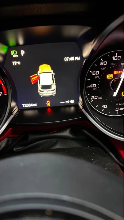 2020 Alfa Romeo Stelvio - Image 8 of 19