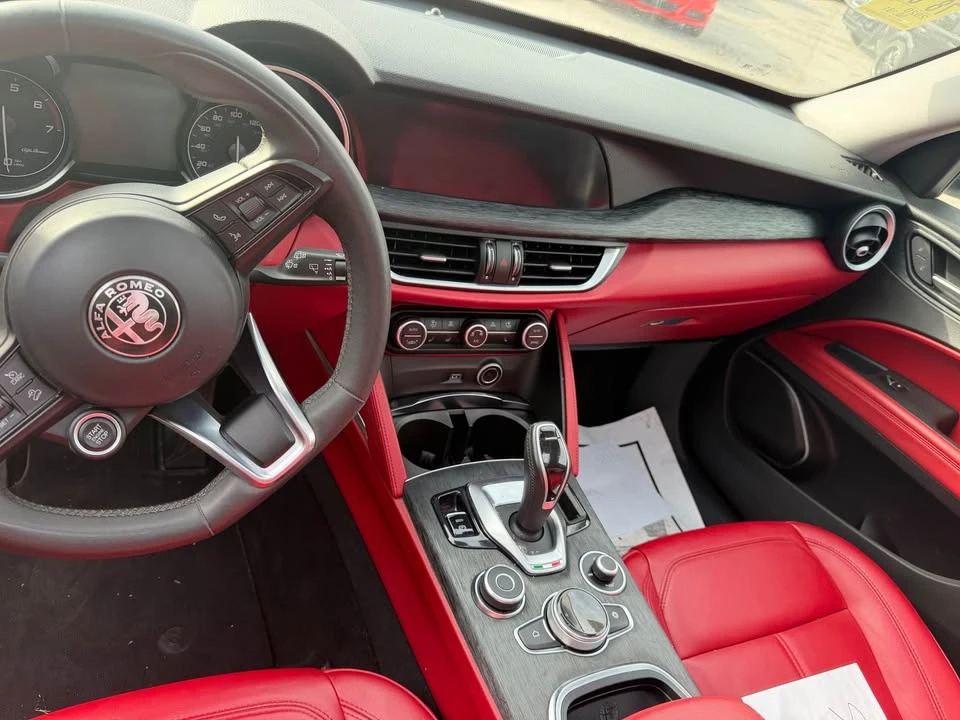 2020 Alfa Romeo Stelvio - Image 4 of 9