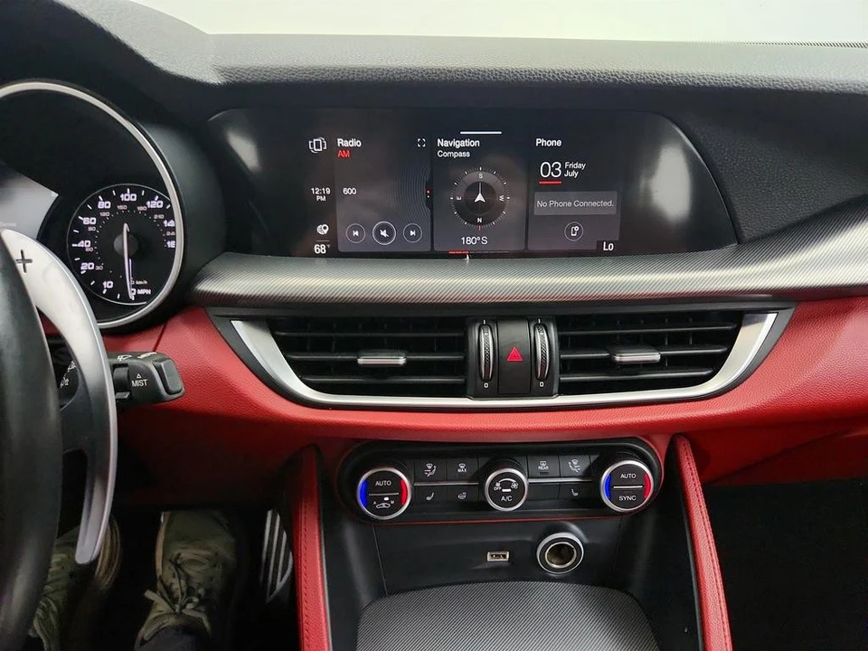 2020 Alfa Romeo Stelvio - Image 21 of 31