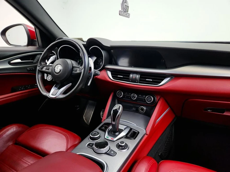 2020 Alfa Romeo Stelvio - Image 26 of 31