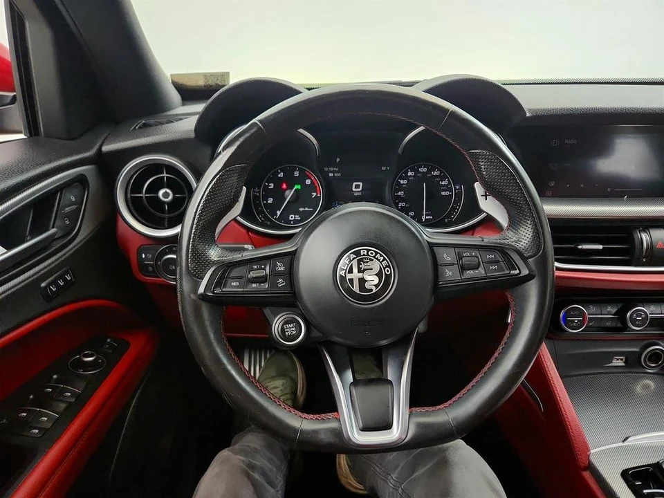 2020 Alfa Romeo Stelvio - Image 18 of 31