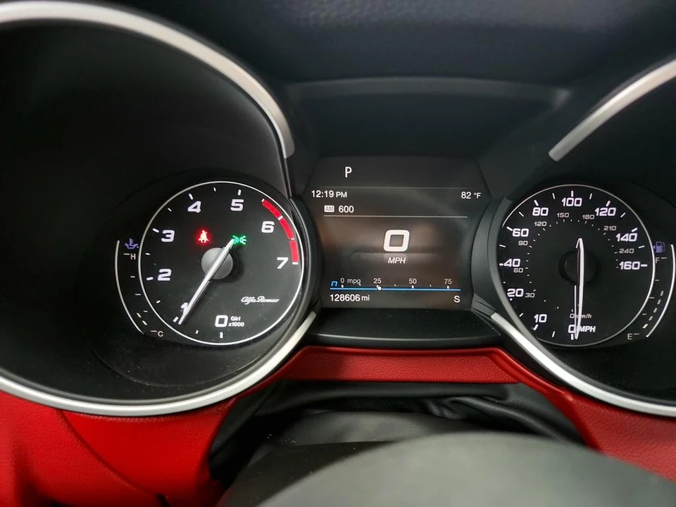 2020 Alfa Romeo Stelvio - Image 17 of 31