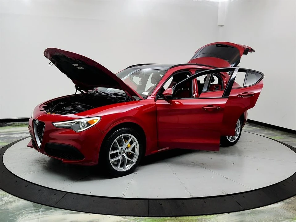 2020 Alfa Romeo Stelvio - Image 9 of 31